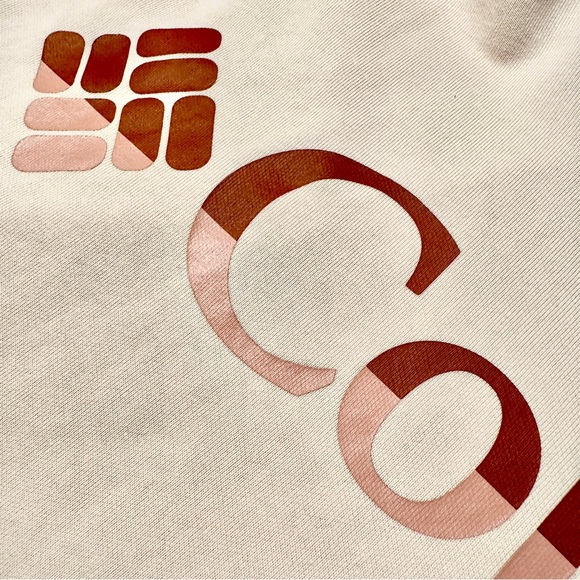 Columbia Women's Color Block Peach and Pink Logo French Terry Hoodie • XLarge - Picture 9 of 10